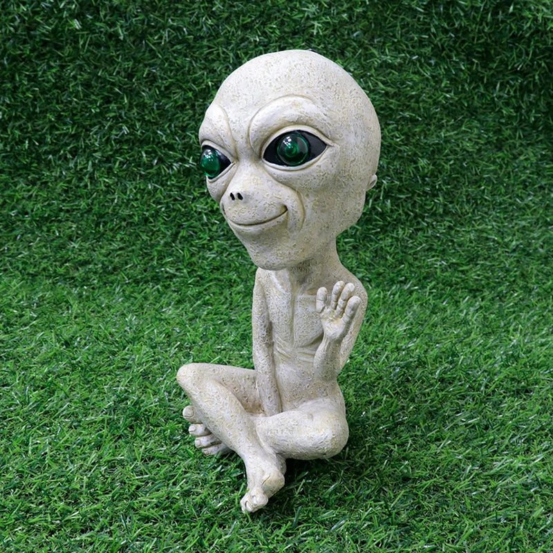 Alien Sculptures Outdoor Garden Alien Statue Alien Resin Sculptures Garden Ornament Indoor and Outdoor Decoration